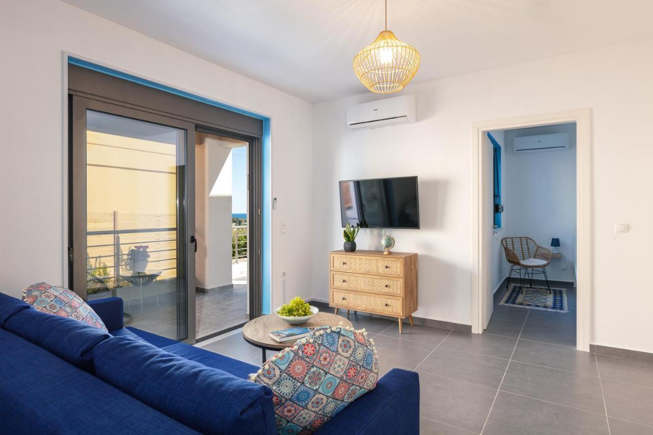 Greek Sky - New Modern Apartment With Shared Pool Tavronitis  Exterior photo